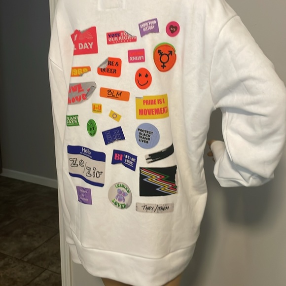 NWOT Hollister Hoodie Wear it with Pride Size Men’s Large Unisex - Picture 6 of 10